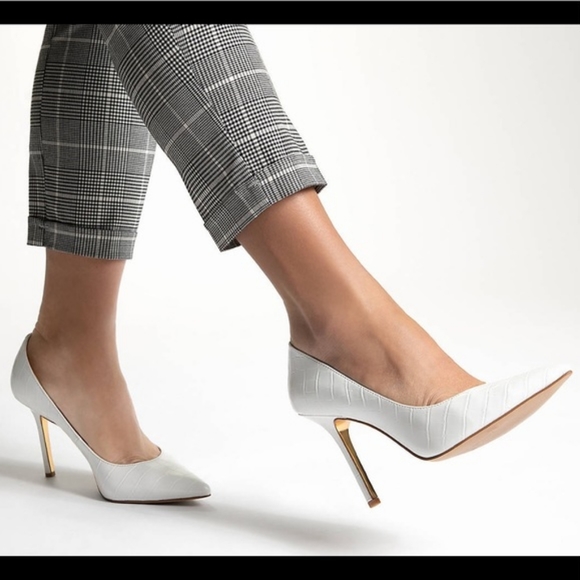 JLO JENNIFER LOPEZ Pelana Pump Sexy For Work or Fun with Original Box - Picture 3 of 9